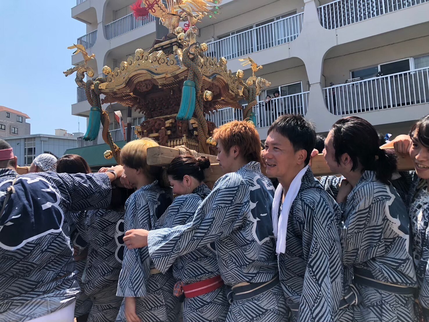 地元王子本町の祭りに参加して